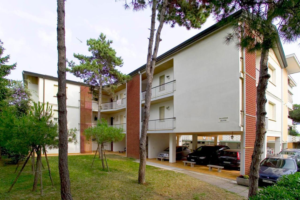 Appartamenti Dei Pini Bibione Extérieur photo
